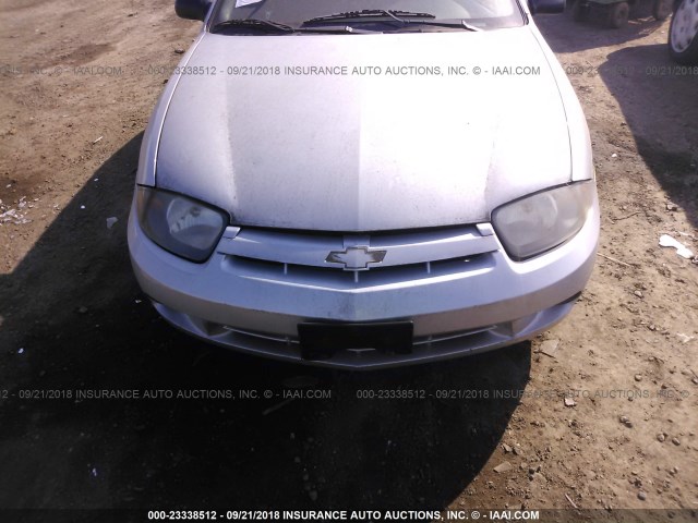 1G1JF52F747330306 - 2004 CHEVROLET CAVALIER LS 银色 照片 6