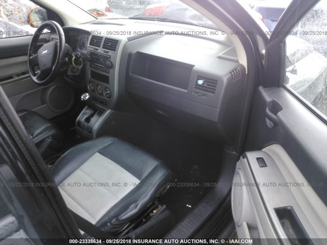 1J8FT57WX7D117038 - 2007 JEEP COMPASS LIMITED BLACK photo 5