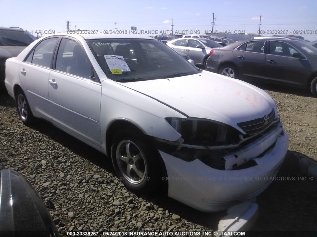 JTDBE32K430145959 - 2003 TOYOTA CAMRY LE/XLE Ақ фото 1