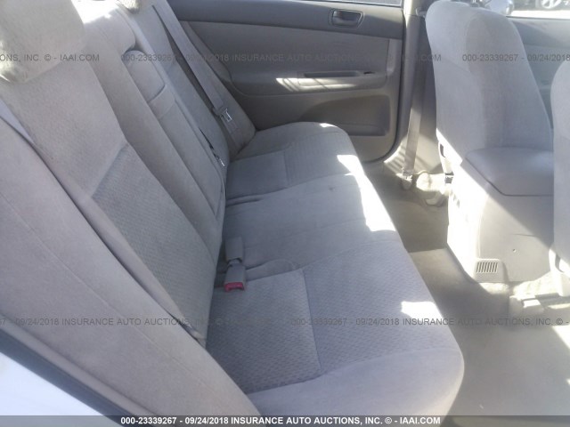 JTDBE32K430145959 - 2003 TOYOTA CAMRY LE/XLE Ақ фото 8