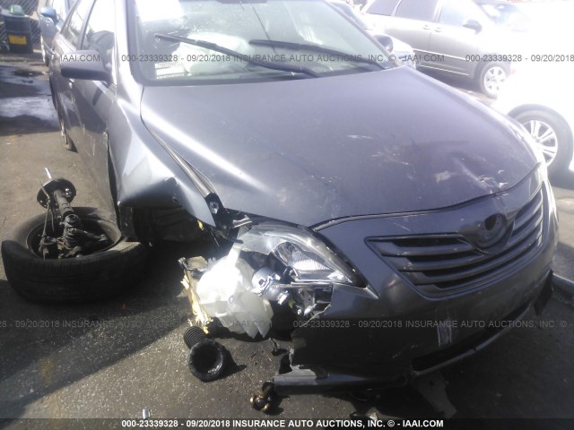 4T4BE46K29R116043 - 2009 TOYOTA CAMRY SE/LE/XLE 灰色 照片 6