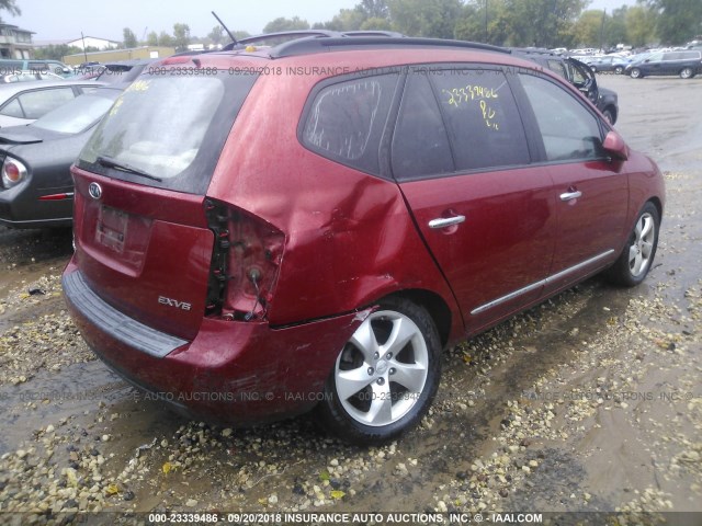 KNAFG526987165825 - 2008 KIA RONDO LX/EX MAROON photo 4