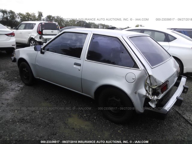 JB3BE3420CU405507 - 1982 DODGE COLT DELUXE SILVER photo 3