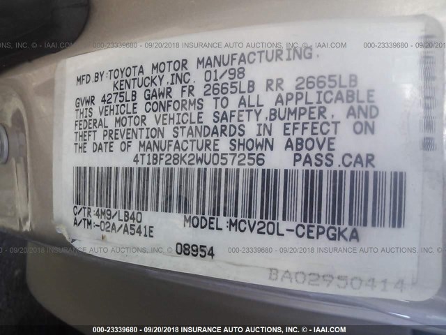 4T1BF28K2WU057256 - 1998 TOYOTA CAMRY CE/LE/XLE 棕色 照片 9