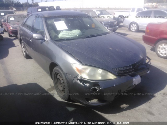 JTDBE32K620122259 - 2002 TOYOTA CAMRY LE/XLE/SE Bej foto 1