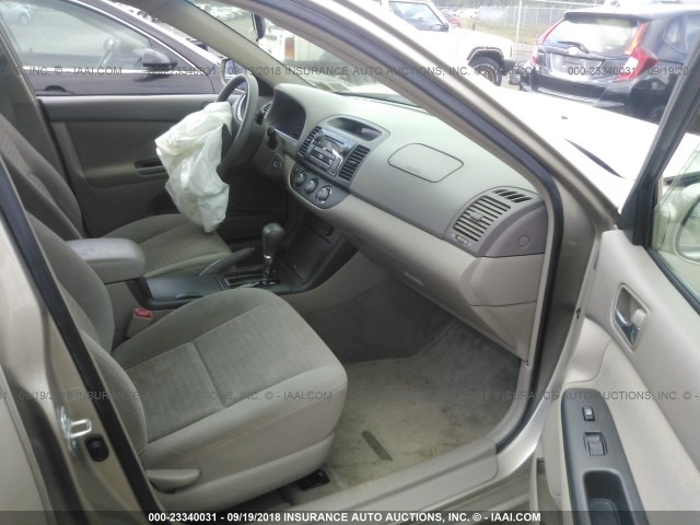 4T1BE32K15U630664 - 2005 TOYOTA CAMRY LE/XLE/SE Алтын фото 5