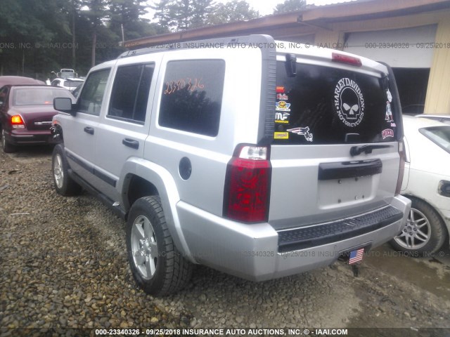 1J8HG48NX6C145083 - 2006 JEEP COMMANDER SILVER photo 3