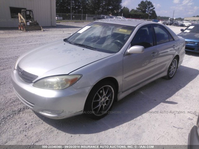 4T1BE32KX3U197939 - 2003 TOYOTA CAMRY LE/XLE/SE Күміс фото 2