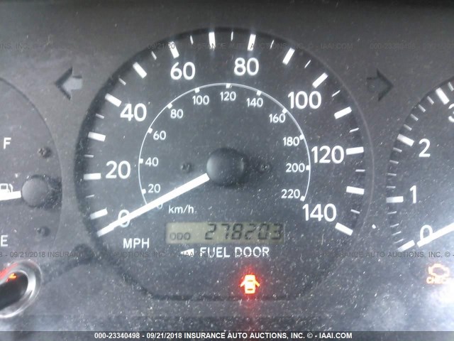 4T1BF22KX1U131217 - 2001 TOYOTA CAMRY LE/XLE Сұр фото 7