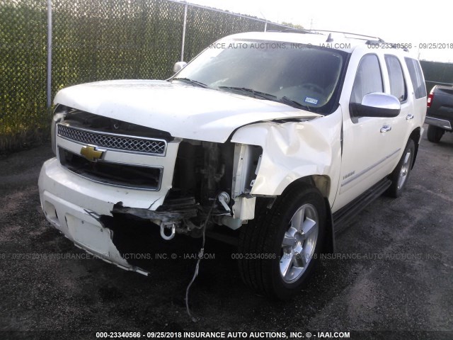 1GNSKCE04BR293243 - 2011 CHEVROLET TAHOE K1500 LTZ WHITE photo 2