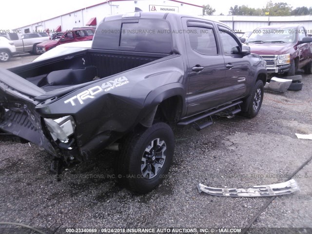 5TFCZ5AN1HX092216 - 2017 TOYOTA TACOMA DBL CAB/SR/TRDSPT/OR/PRO Сұр фото 4