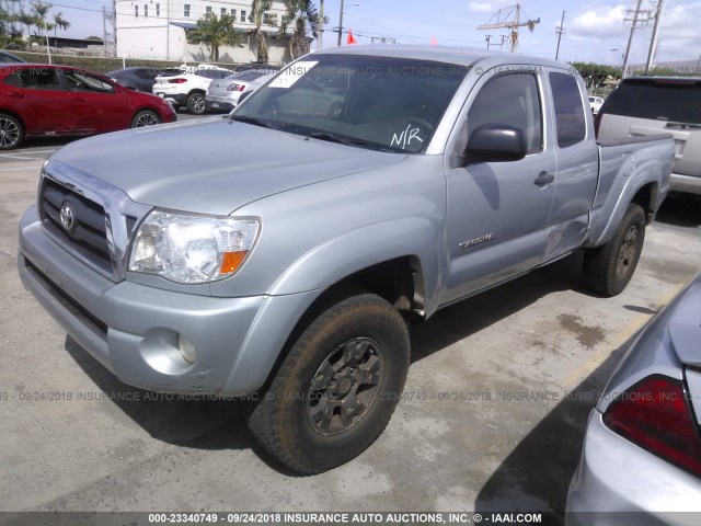 5TEUU42N48Z510210 - 2008 TOYOTA TACOMA ACCESS CAB SILVER photo 2