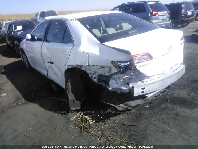 4T4BF1FKXCR250642 - 2012 TOYOTA CAMRY SE/LE/XLE 白色 照片 3