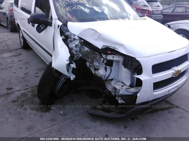 1GNDV23168D147194 - 2008 CHEVROLET UPLANDER LS WHITE photo 6