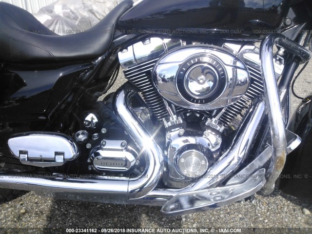 1HD1KB4119Y687483 - 2009 HARLEY-DAVIDSON FLHX BLACK photo 8