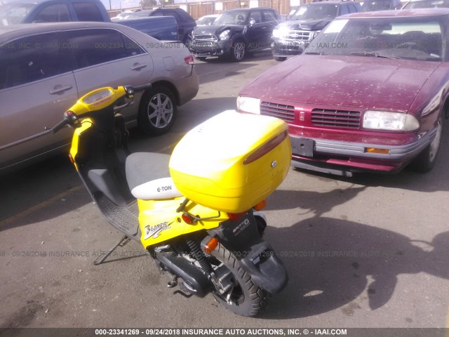 RK15BC0C55A002853 - 2005 ETON SCOOTER  YELLOW photo 3