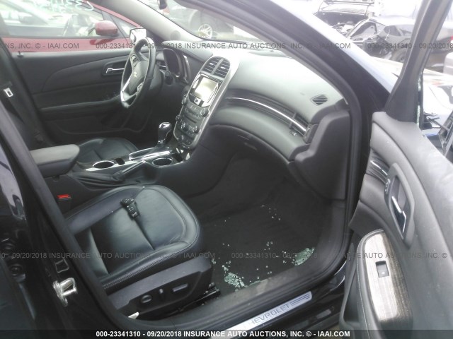 1G11G5SX2FF135857 - 2015 CHEVROLET MALIBU LTZ 黑色 照片 5