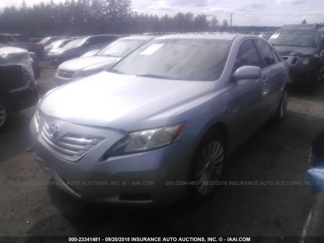 4T1BE46K27U140852 - 2007 TOYOTA CAMRY NEW GENERATION CE/LE/XLE/SE SILVER photo 2