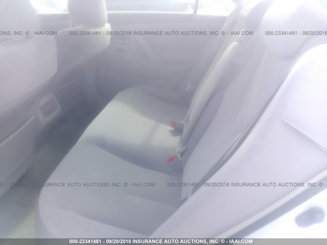 4T1BE46K27U140852 - 2007 TOYOTA CAMRY NEW GENERATION CE/LE/XLE/SE SILVER photo 8