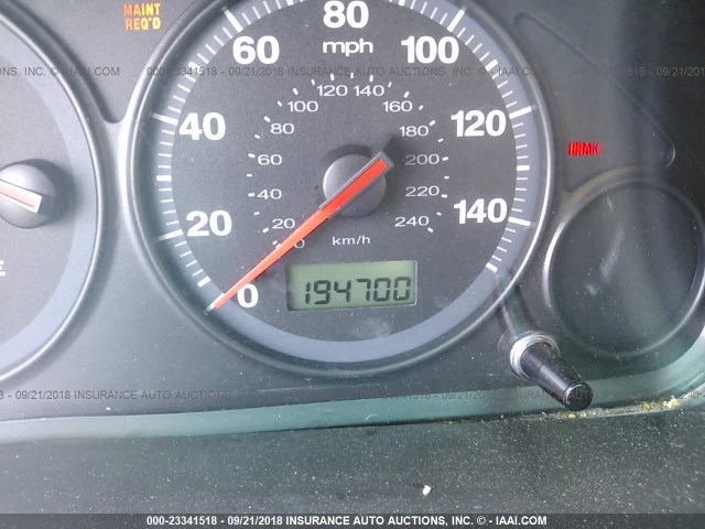 2HGES16374H628938 - 2004 HONDA CIVIC DX VP Gümüş foto 7