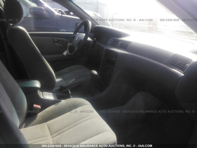 4T1BG22K41U826130 - 2001 TOYOTA CAMRY CE/LE/XLE 绿色 照片 5