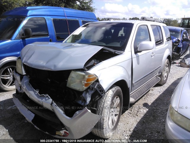 5N1AR1NN7BC610561 - 2011 NISSAN PATHFINDER S/LE/SE SILVER photo 2