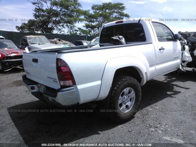 5TENX62N75Z060474 - 2005 TOYOTA TACOMA PRERUNNER WHITE photo 4