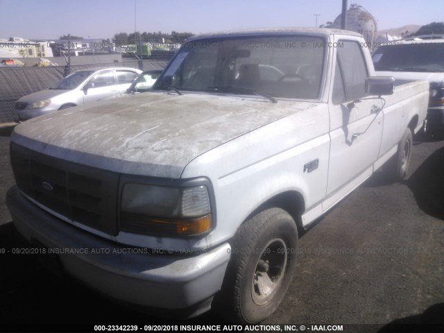 1FTDF15Y7PLA45417 - 1993 FORD F150 WHITE photo 2