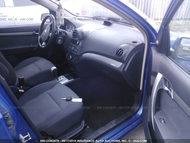 KL1TD56E99B378988 - 2009 CHEVROLET AVEO LS/LT BLUE photo 5