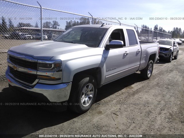 1GCVKRECXJZ311066 - 2018 CHEVROLET SILVERADO K1500 LT SILVER photo 2