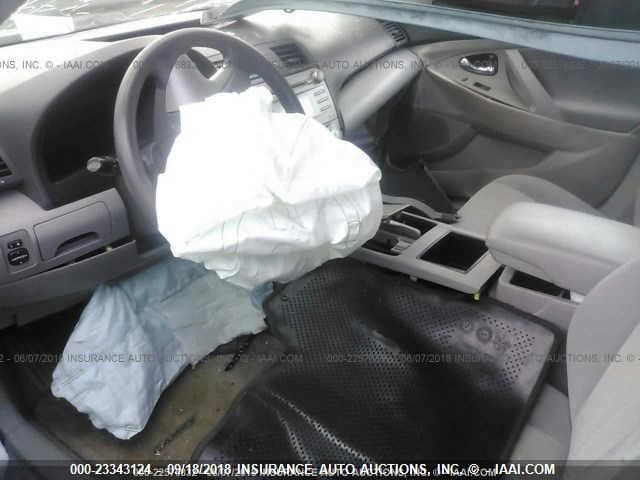 4T1BE46KX9U850438 - 2009 TOYOTA CAMRY SE/LE/XLE უცნობი ფოტო 5