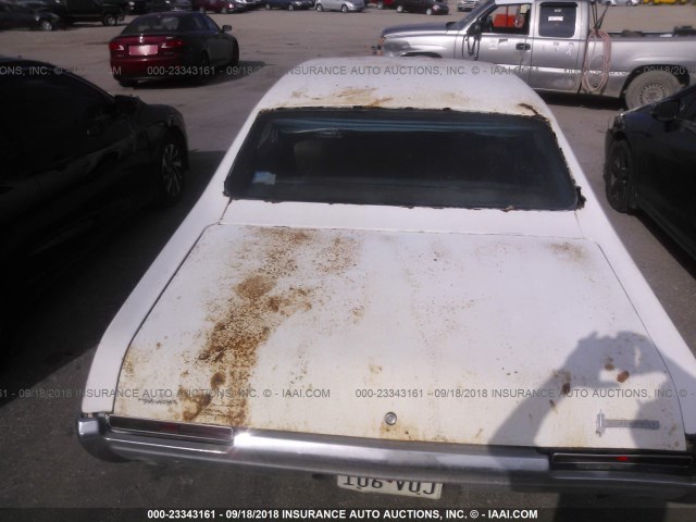 332698M294434 - 1968 OLDSMOBILE 4 DOOR SEDAN  WHITE photo 6