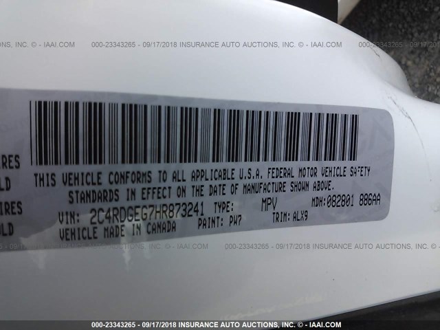 2C4RDGEG7HR873241 - 2017 DODGE GRAND CARAVAN GT WHITE photo 9