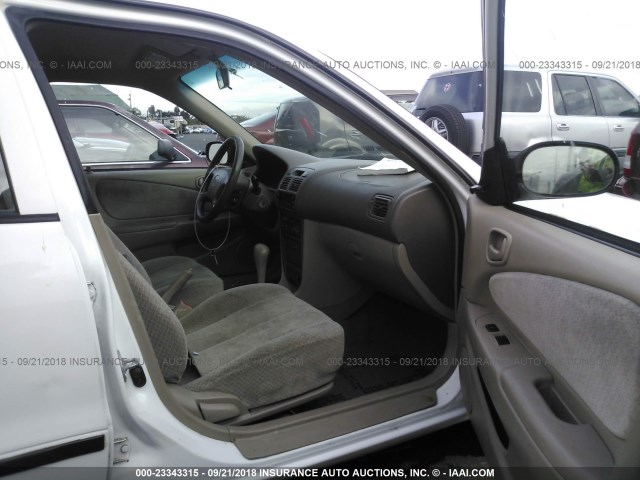 1NXBR12E9XZ233905 - 1999 TOYOTA COROLLA VE/CE/LE 白色 照片 5