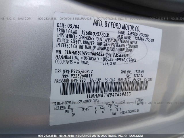 1LNHM81W94Y669833 - 2004 LINCOLN TOWN CAR EXECUTIVE/SIGNATURE ვერცხლისფერი ფოტო 9