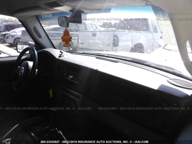 1J8HG48K57C596008 - 2007 JEEP COMMANDER Boz foto 5