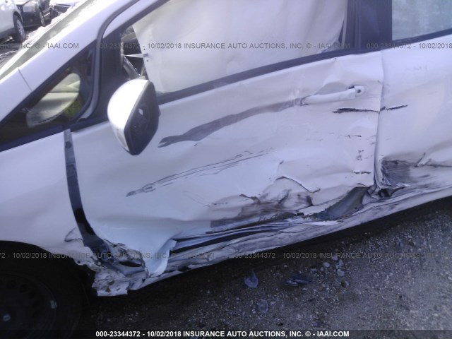 3N1CE2CPXHL365757 - 2017 NISSAN VERSA NOTE S/S PLUS/SV/SL/SR WHITE photo 6