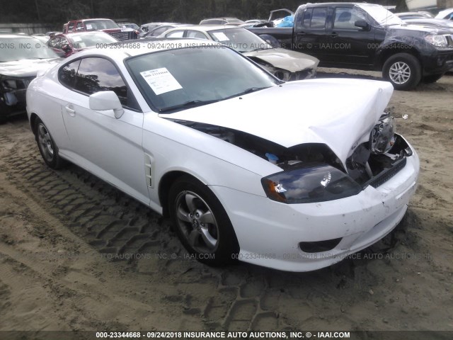 KMHHM65D95U165417 - 2005 HYUNDAI TIBURON WHITE photo 1