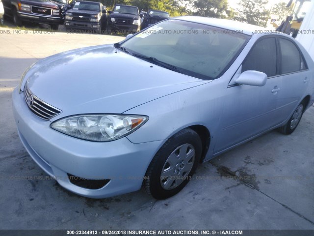 4T1BE32K65U578965 - 2005 TOYOTA CAMRY LE/XLE/SE Ашық көк фото 2