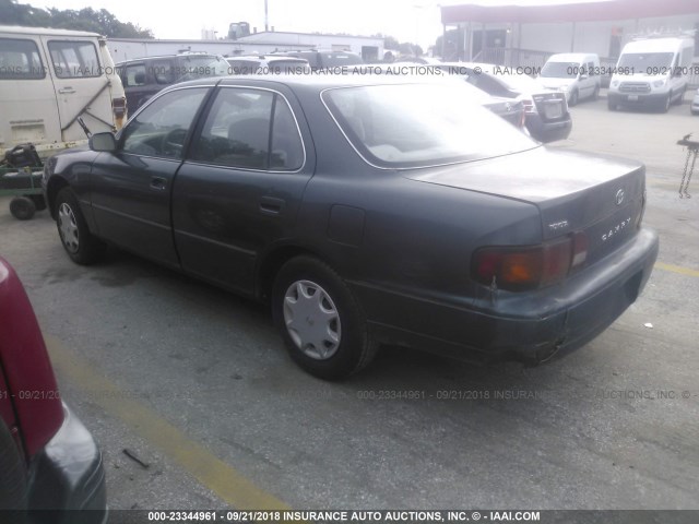 4T1BG12K7TU730649 - 1996 TOYOTA CAMRY DX/LE/XLE GREEN photo 3