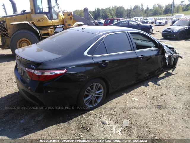 4T1BF1FK4FU103361 - 2015 TOYOTA CAMRY LE/XLE/SE/XSE 黑色 照片 4
