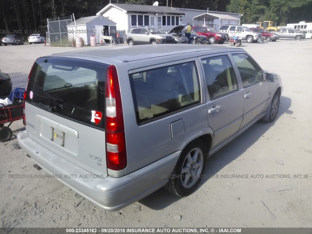 YV1LW61J1Y2730404 - 2000 VOLVO V70 SE GOLD photo 4