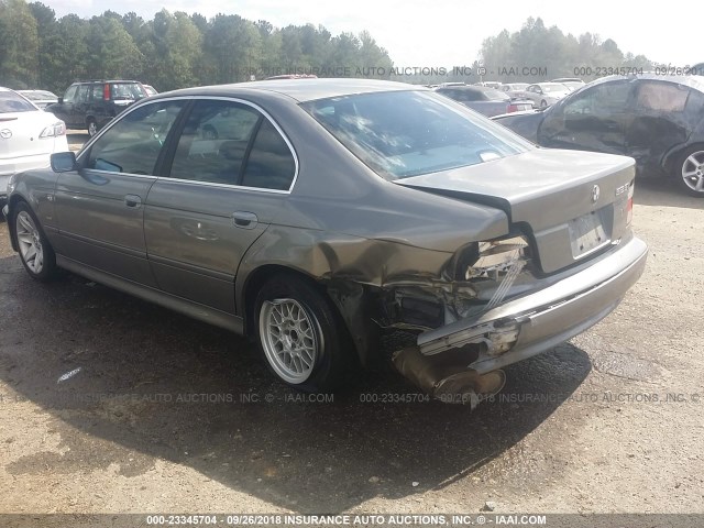 WBADT43472GY42517 - 2002 BMW 525 I AUTOMATIC SILVER photo 3