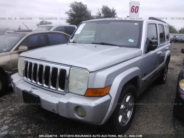 1J8HG48K17C670931 - 2007 JEEP COMMANDER SILVER photo 2
