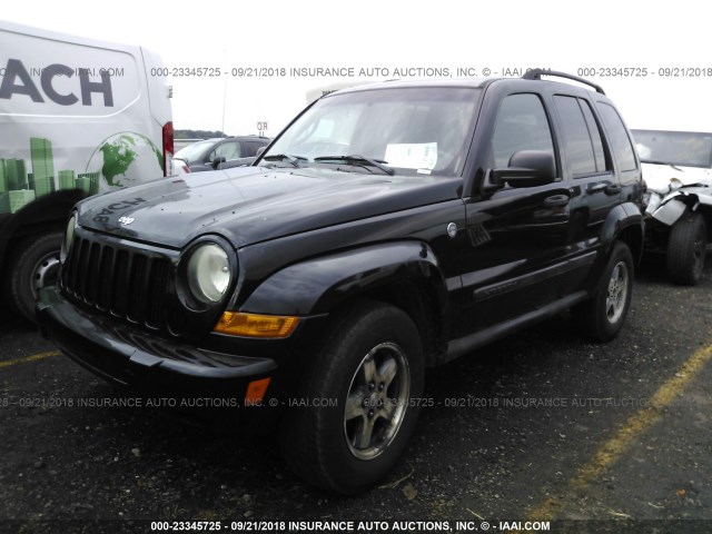 1J4GL38K55W637283 - 2005 JEEP LIBERTY RENEGADE BLACK photo 2