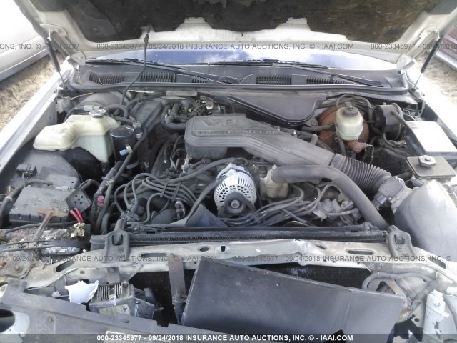 1LNLM81W7NY609111 - 1992 LINCOLN TOWN CAR EXECUTIVE WHITE photo 10