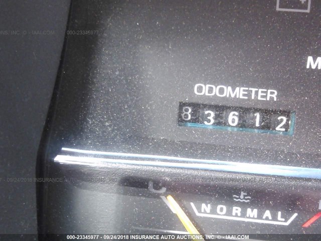 1LNLM81W7NY609111 - 1992 LINCOLN TOWN CAR EXECUTIVE WHITE photo 7