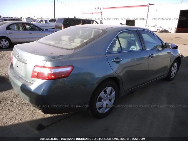 4T4BE46K48R027833 - 2008 TOYOTA CAMRY CE/LE/XLE/SE Light Blue photo 4