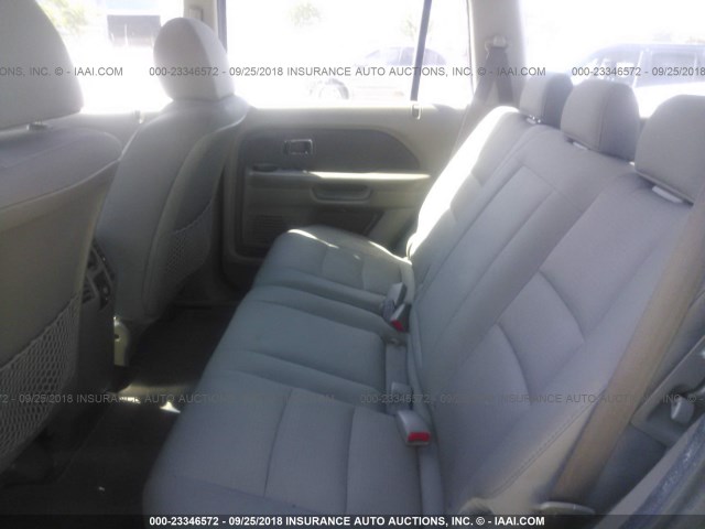 5FNYF28146B017825 - 2006 HONDA PILOT LX GRAY photo 8