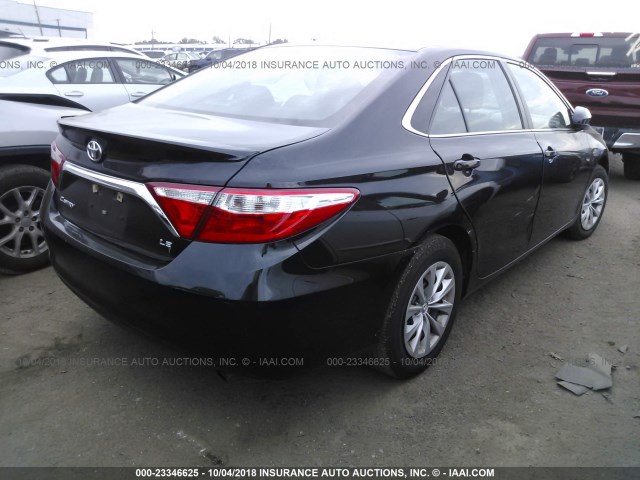 4T4BF1FK6GR540124 - 2016 TOYOTA CAMRY LE/XLE/SE/XSE BLACK photo 4